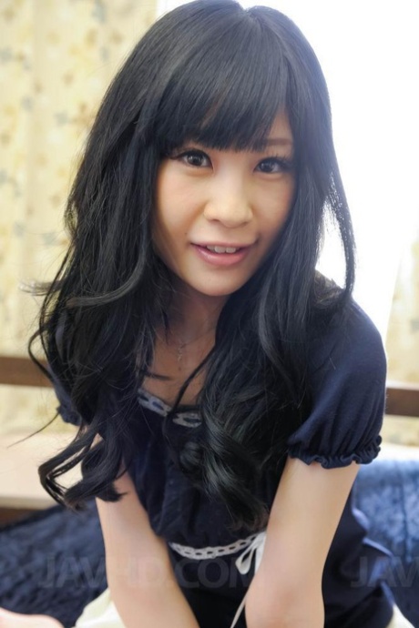 Japanese hottie Mizutama Remon touches an erect nipple during POV sex 11498167