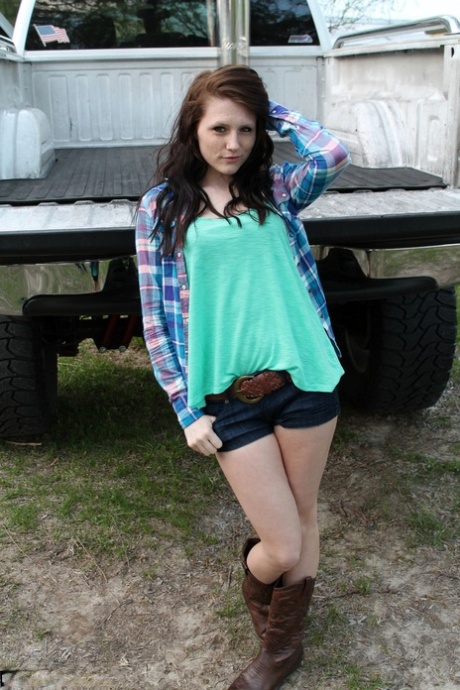 Horny 18 year old cowgirl with hot body stripping in public 48935119