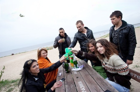 College kids drink a lot of alcohol before embarking on a group sex fuck 98776048