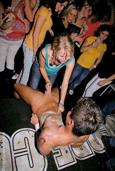Dancing chicks get a little crazy and get on stag to fuck the male strippers 70720329
