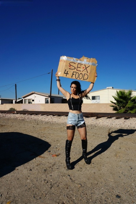 Busty chick Katrina Jade performs hardcore sex acts to keep herself fed 34225647