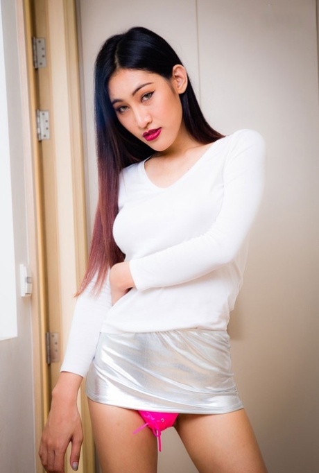 Ladyboy XXX featuring Yuki Nude Porn Pics 27810266