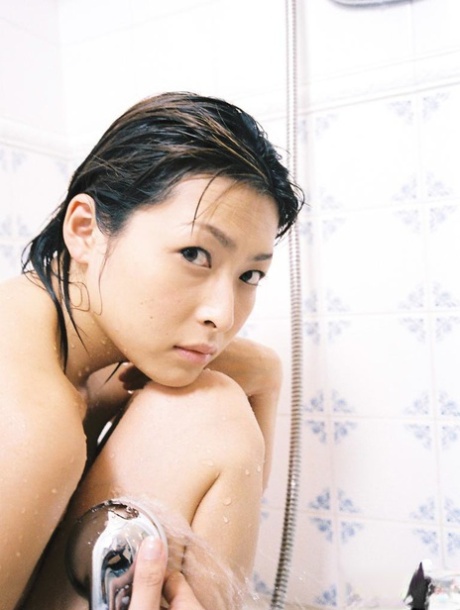 Appealing asian babe with big tits Nana Natsume taking bath 54420026